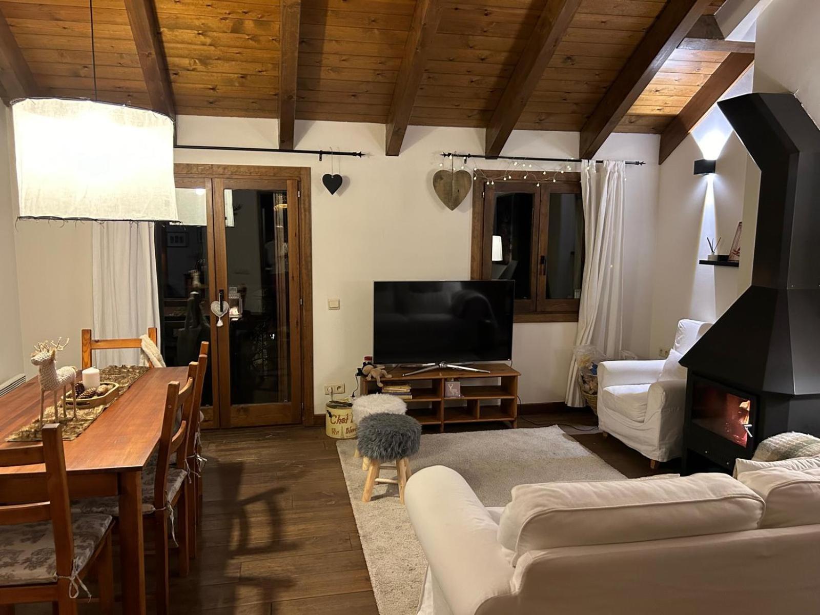 Apartament Del Llac Osseja Luaran gambar